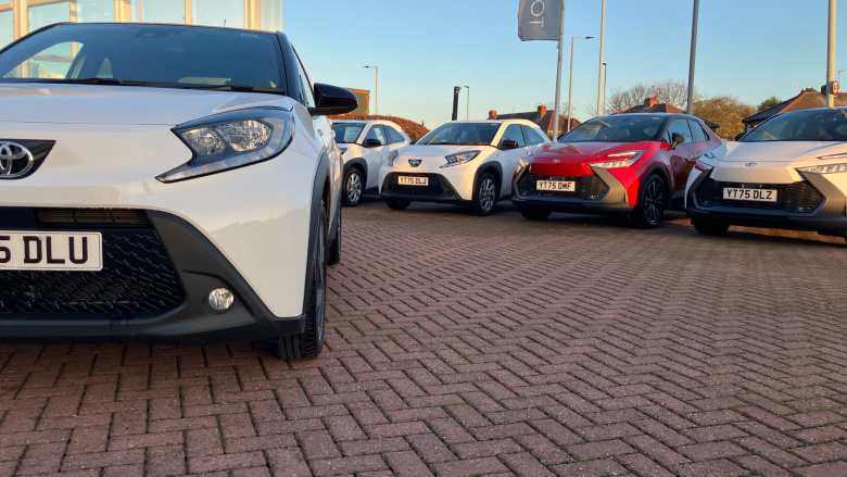 Toyota Aygo X 1.0 VVT-i Edge 5dr Petrol Hatchback